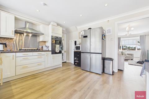 4 bedroom detached house for sale, Juniper Close, Sketty, Swansea, SA2