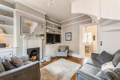2 bedroom terraced house to rent, Duke Street Windsor SL4