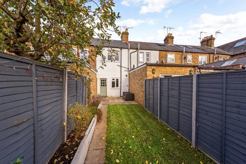 2 bedroom terraced house to rent, Duke Street Windsor SL4