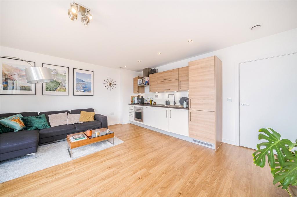 Apartment in London - View 5