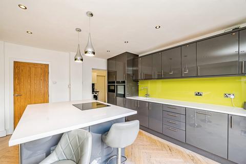 4 bedroom semi-detached house for sale, Tring Road, Aylesbury