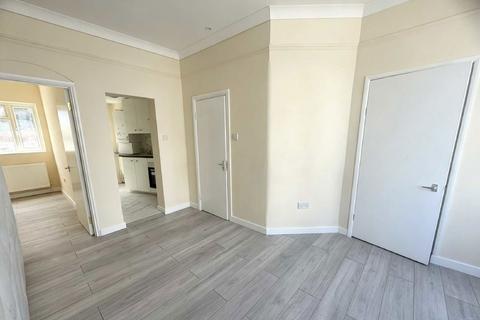 1 bedroom flat to rent, Bell Lane, London NW4