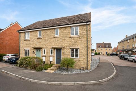 3 bedroom semi-detached house for sale, Skylark Road, Melksham, SN12