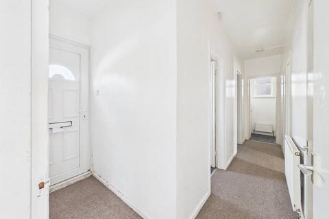 2 bedroom flat for sale, Machell Street, Hull, HU2 8AL