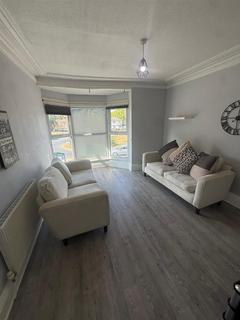 2 bedroom flat to rent, Hessle Road, Hull