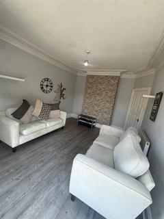 2 bedroom flat to rent, Hessle Road, Hull