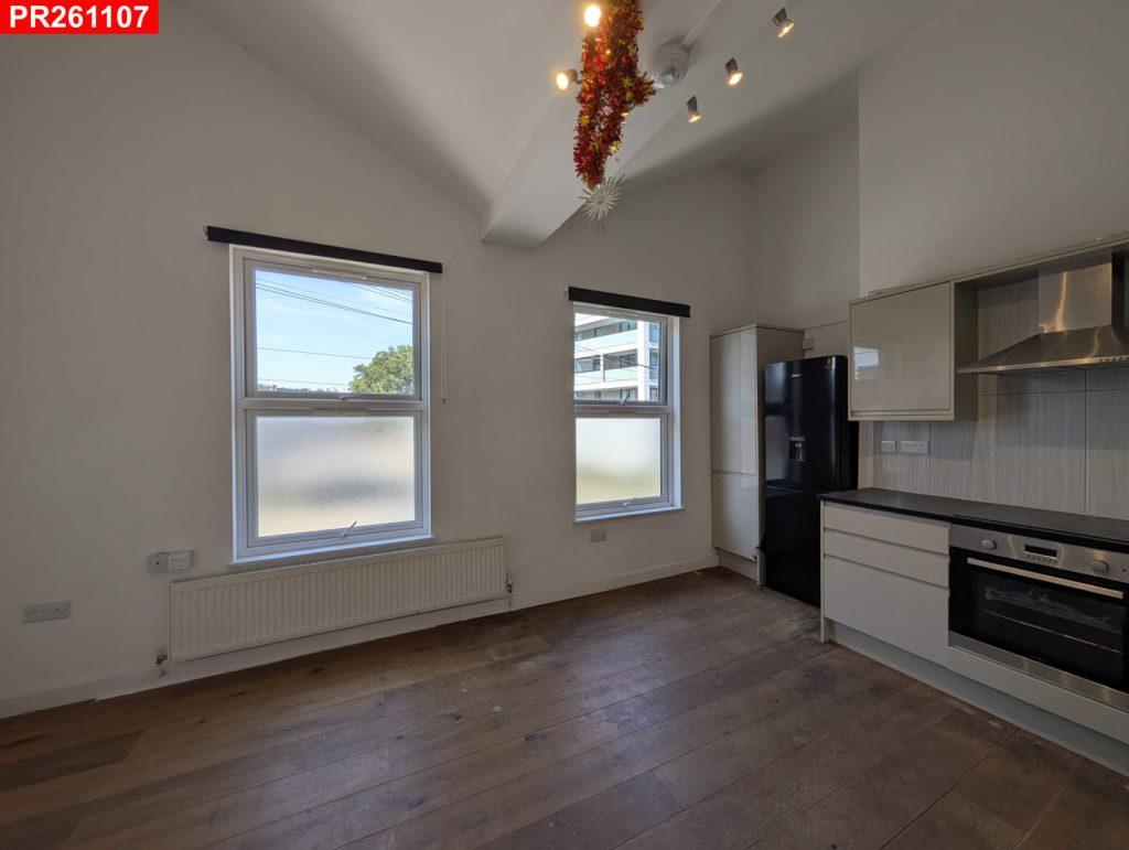 Apartment in Kilburn - View 2