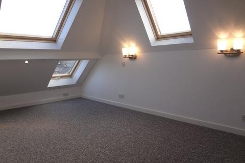 2 bedroom flat to rent, Wellfield Place, Roath, Cardiff, CF24