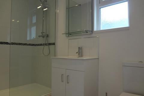 2 bedroom flat to rent, Wellfield Place, Roath, Cardiff, CF24
