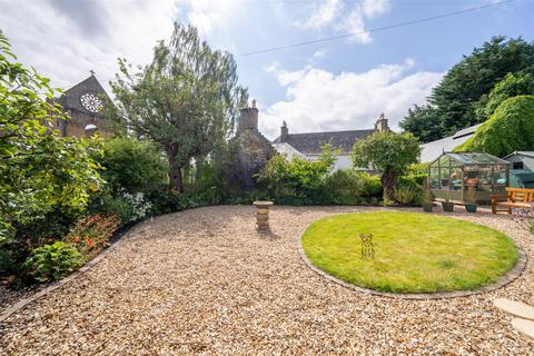 4 bedroom detached house for sale, Abbey Close, Jedburgh TD8