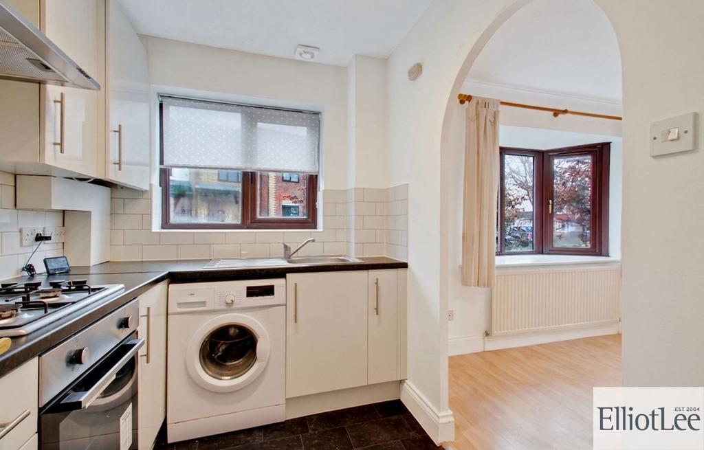 House in Northolt - View 4