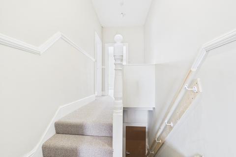 1 bedroom flat to rent, Flat 2, Albert Avenue, Anlaby Road, HU3