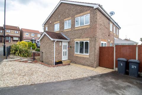 2 bedroom end of terrace house to rent, Stainmore Avenue, Sothall, S20