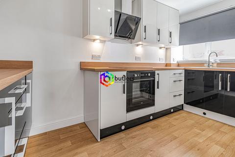 2 bedroom end of terrace house to rent, Stainmore Avenue, Sothall, S20