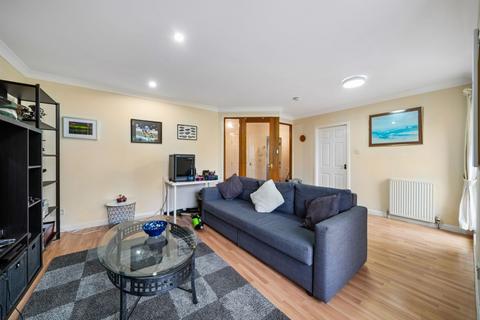2 bedroom flat for sale, Maclachlan Road, Larchfield House Maclachlan Road, G84