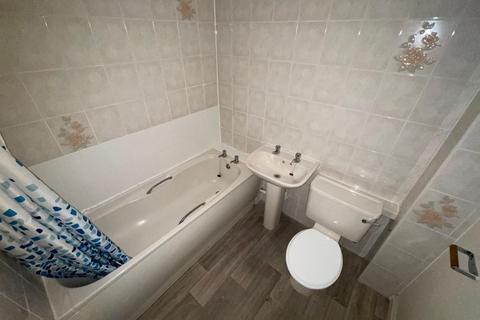 1 bedroom flat to rent, Peel Street, Spring Bank, Hull