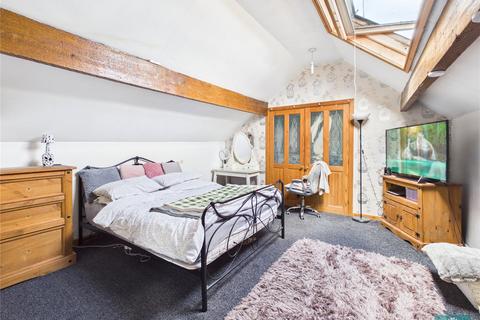 3 bedroom end of terrace house for sale, Siddall St, Oldham OL2