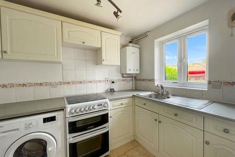 2 bedroom terraced house to rent, London Row, Arlesey, SG15
