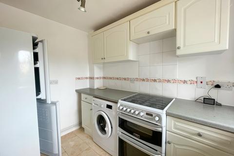 2 bedroom terraced house to rent, London Row, Arlesey, SG15