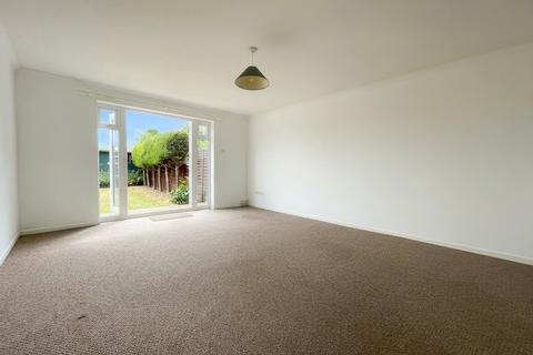2 bedroom terraced house to rent, London Row, Arlesey, SG15