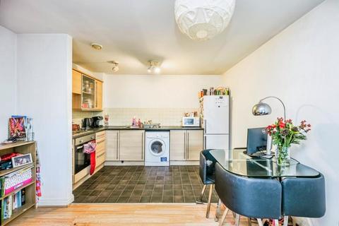 2 bedroom flat for sale, Mystery Close, Liverpool, L15