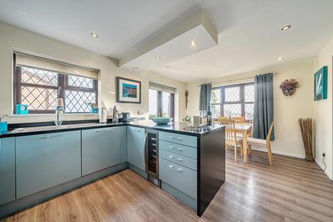 4 bedroom detached house for sale, Huntingdon Way, Sketty, Swansea
