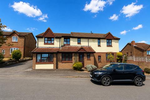 4 bedroom detached house for sale, Huntingdon Way, Sketty, Swansea