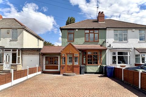 2 bedroom semi-detached house for sale, Bradleys Lane, Wallbrook, Bilston, WV14 8YW