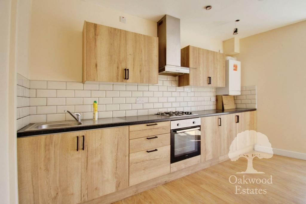Apartment in Hounslow - View 2
