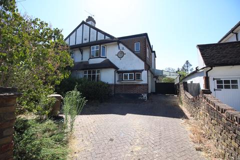 Tudor Avenue, Worcester Park KT4