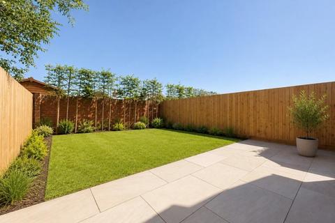 2 bedroom detached house for sale, Cynthia Road, Poole