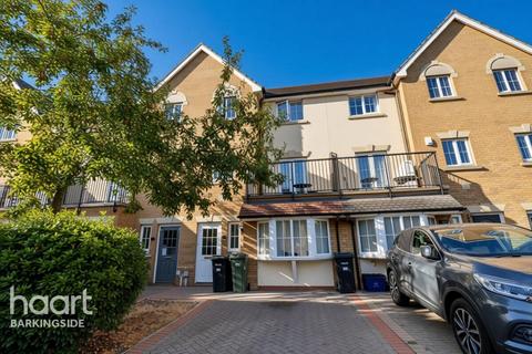 Genas Close, Barkingside