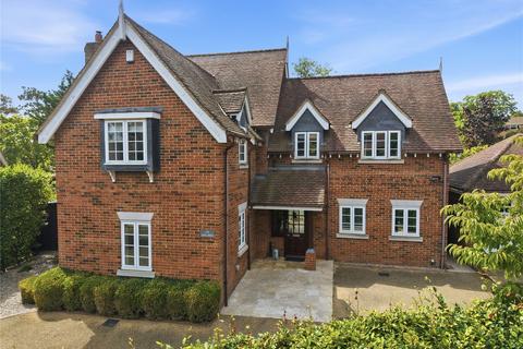 4 bedroom detached house for sale, Maple Avenue, Bishop's Stortford, Hertfordshire, CM23