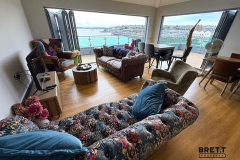 undefined, Smokehouse Quay, Milford Haven, Pembrokeshire. SA73 3BD