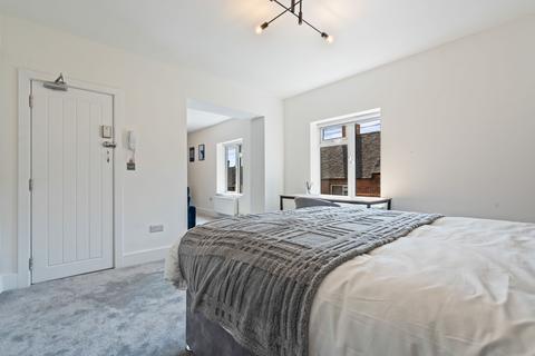 undefined, Long Street, Dordon, B78