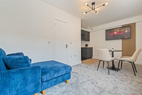 undefined, Long Street, Dordon, B78