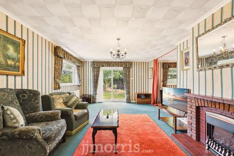 3 bedroom detached bungalow for sale, Pentle Close, Pentlepoir, SA69