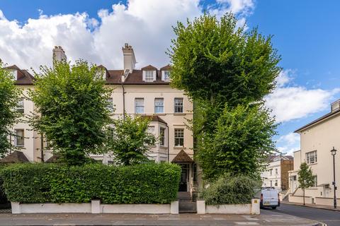 4 bedroom flat for sale, Abbey Road, London NW8
