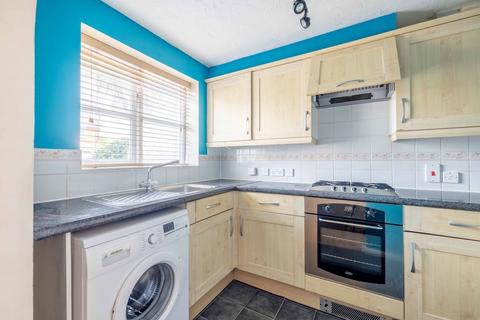 2 bedroom end of terrace house for sale, Molyns Mews, Cippenham SL1