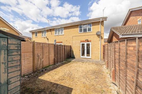 2 bedroom end of terrace house for sale, Molyns Mews, Cippenham SL1