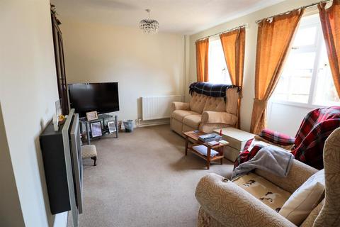 3 bedroom end of terrace house for sale, William Dalby Walk, Oakham LE15