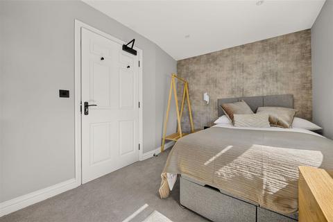 1 bedroom in a house share to rent, Old Laundry Court, Norwich