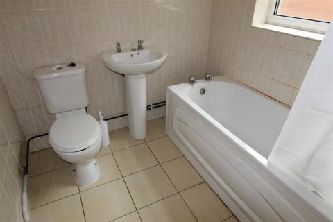 4 bedroom terraced house to rent, Monks Road, Coventry