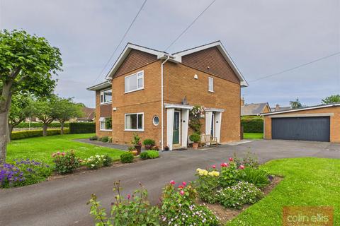 undefined, North Street, Scalby, Scarborough