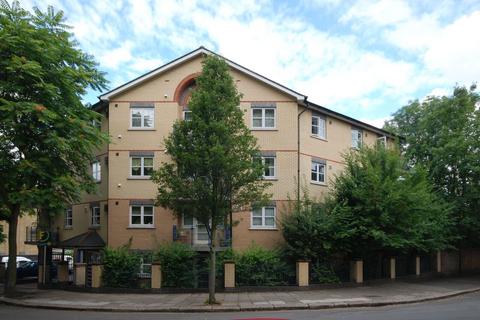 2 bedroom flat to rent, Alexandra Road, Swiss Cottage, London, NW8