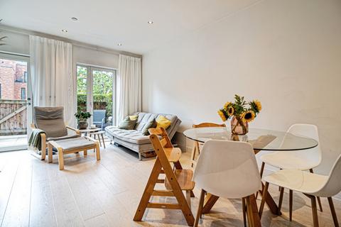 3 bedroom terraced house for sale, Oldfield Road, Salford M5
