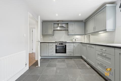 2 bedroom flat for sale, Kipling Close, Brentwood CM14