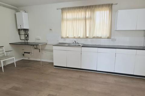 2 bedroom semi-detached house to rent, Charles Crescent, HARROW, HA1