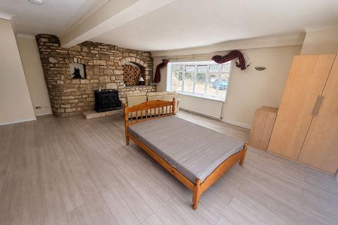 undefined, Churchend, Stonehouse GL10