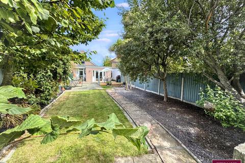 3 bedroom semi-detached house for sale, Weaver Avenue, Rhyl, Denbighshire LL18 4HN